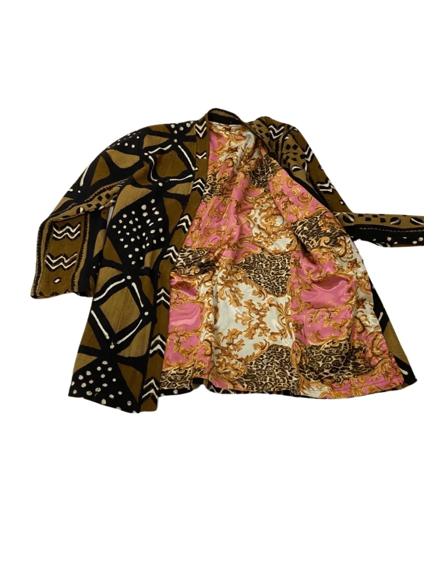 Exclusive Moroccan Handmade Coat with African Designs – Only One Copy - Image 4