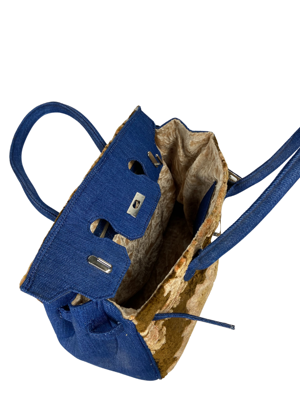 Handmade Fabric Handbag – Soft, Stylish & Everyday-Ready - Image 5